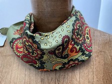 Modische Accessoires Tücher &